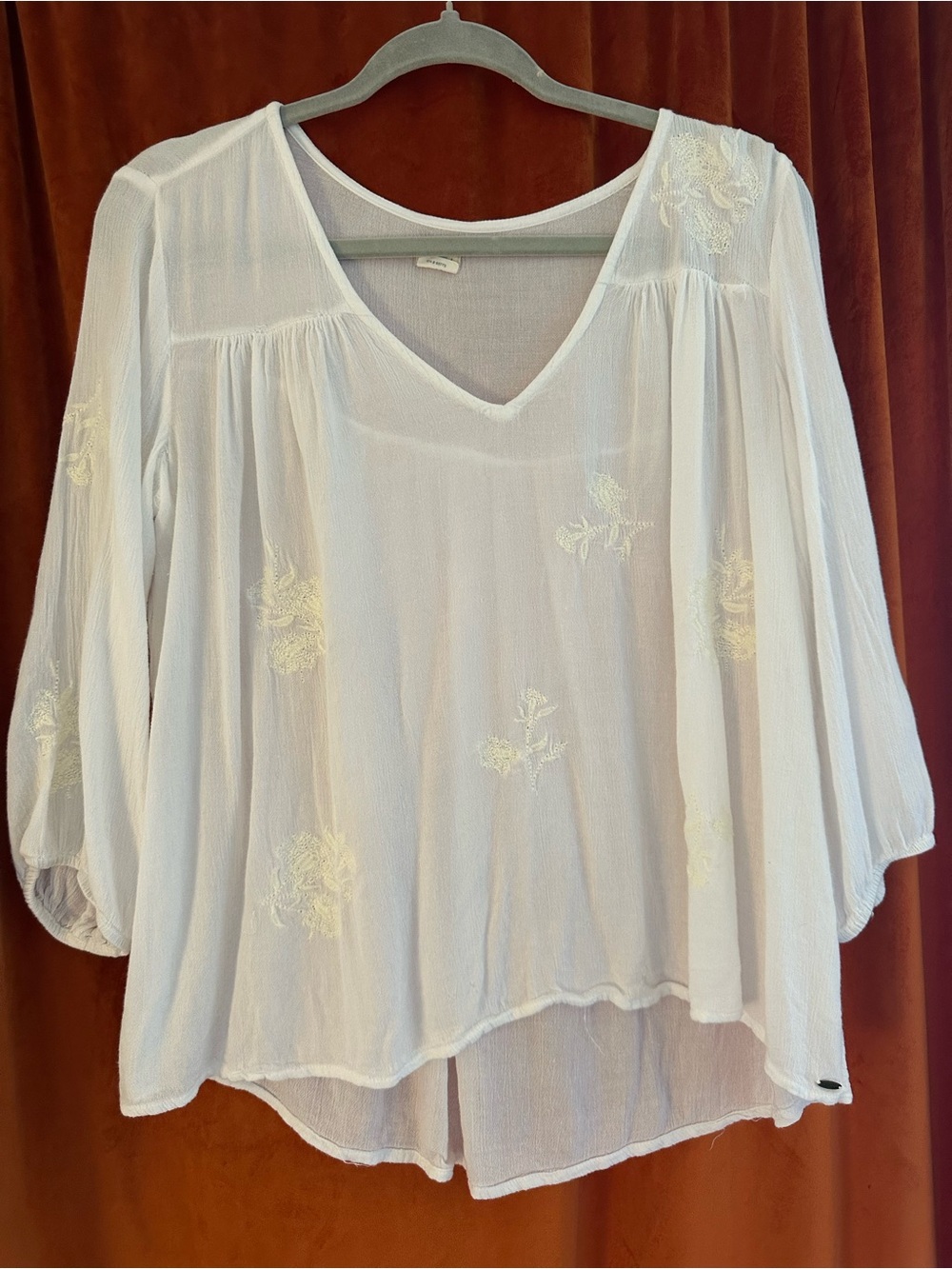 O’Neill Embroidered Women’s Top size medium